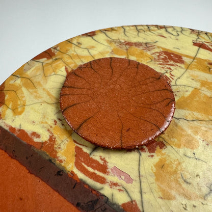 Ceramic vessel by artists and studio ceramicist Ellen Rijsdorp | Kruithuis Keramiek Netherlandish, c.1990