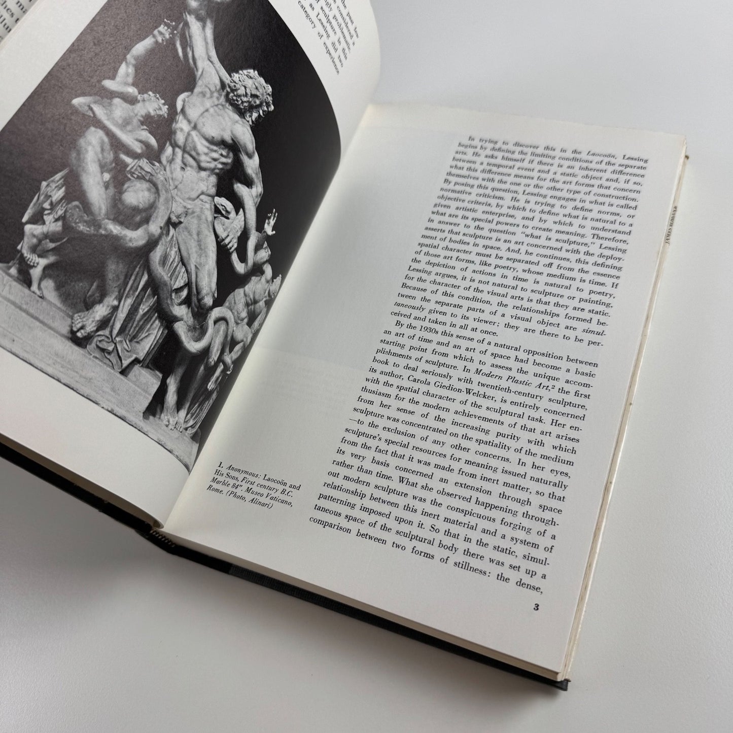 Passages in modern sculpture by Rosalind E. Krauss | Thames & Hudson, 1977
