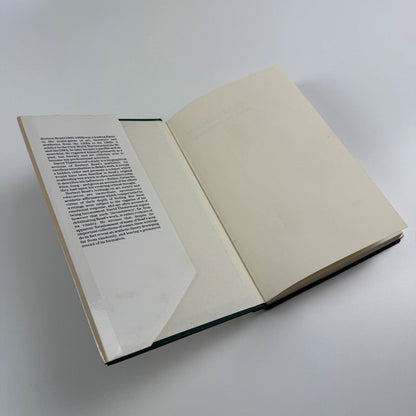 Herbert Read. Formlessness and Form. An introduction to his aesthetics by David Thistlewood | Routledge & Kegan Paul, 1984
