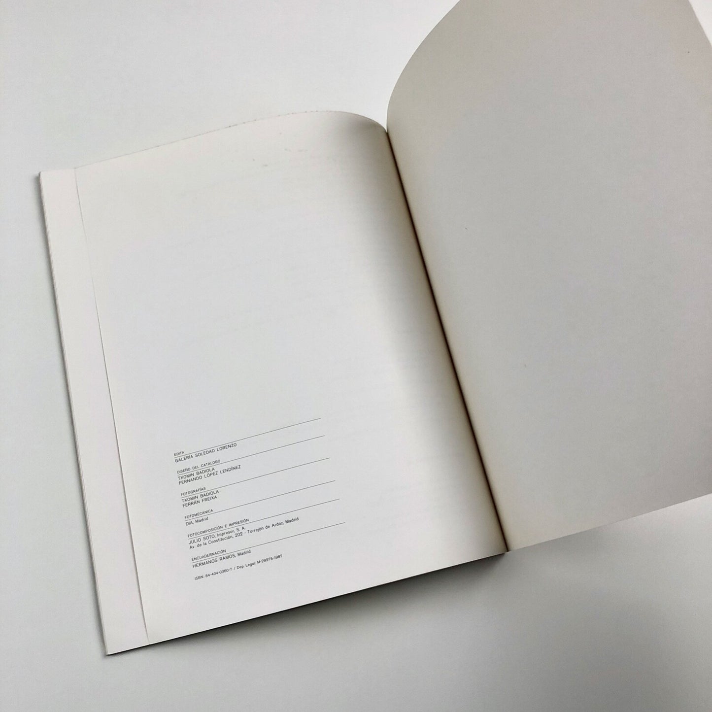 Txomin Badiola | Galeria De Arte Soledad Lorenzo, Madrid exhibition catalogue, 1987