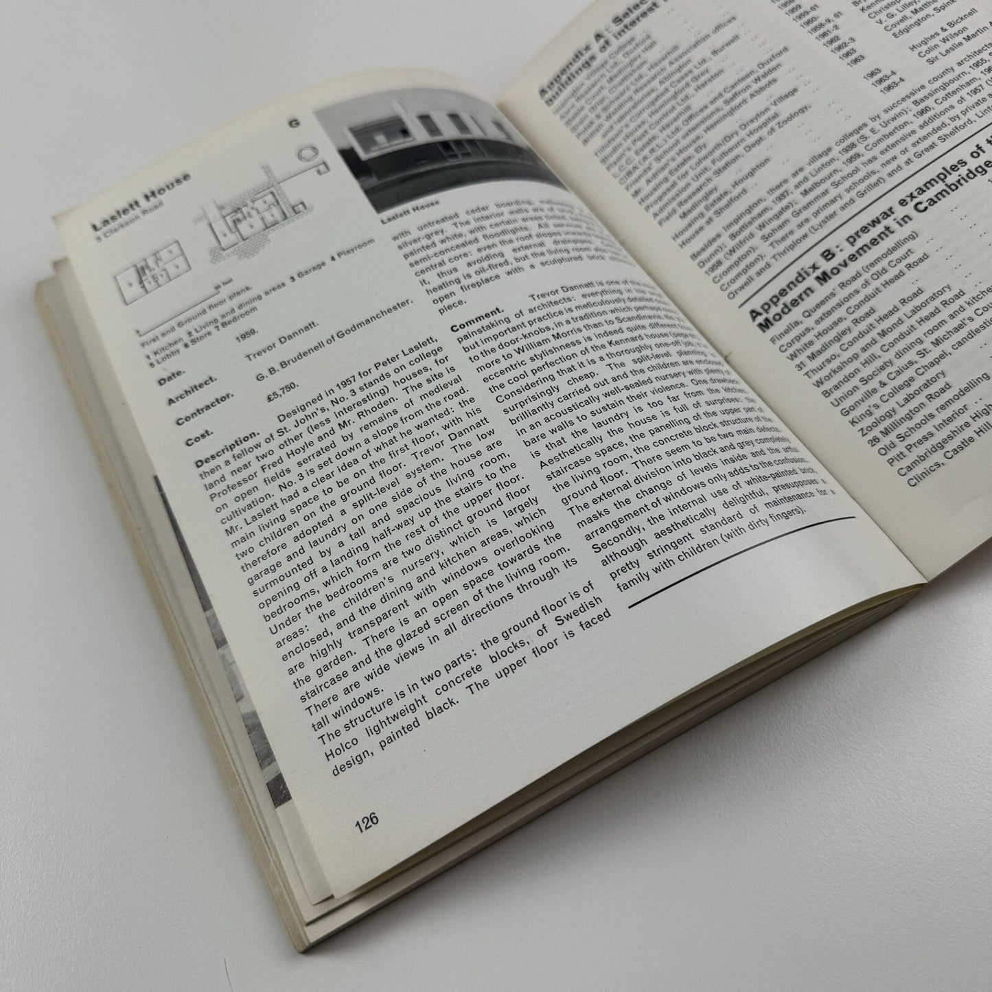 Cambridge New Architecture. A guide to modern buildings |Nikolaus Pevsner, 1965