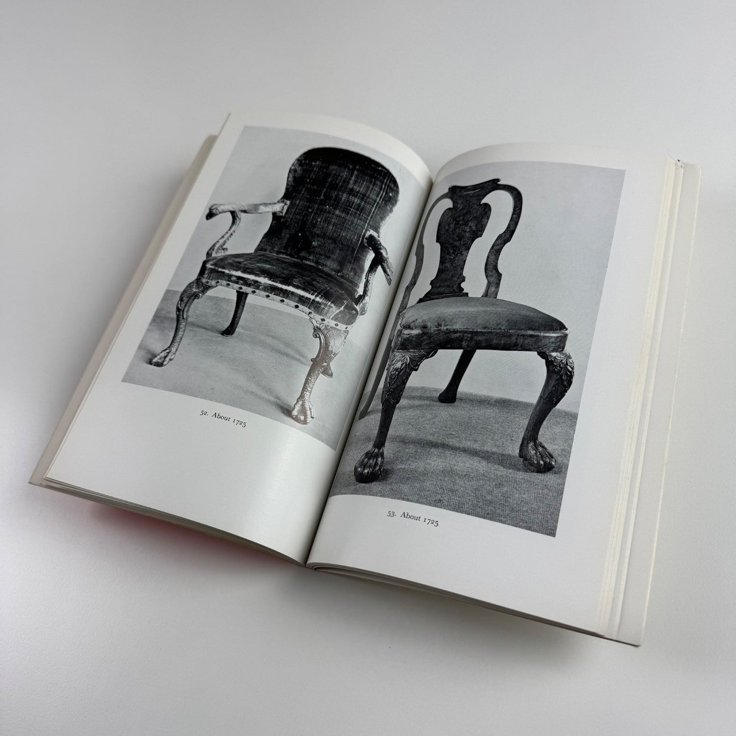 English Chairs. Victoria and Albert Museum introduction by Ralph Edwards, HMSO, 1970
