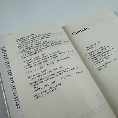 Herbert Read. Formlessness and Form. An introduction to his aesthetics by David Thistlewood | Routledge & Kegan Paul, 1984