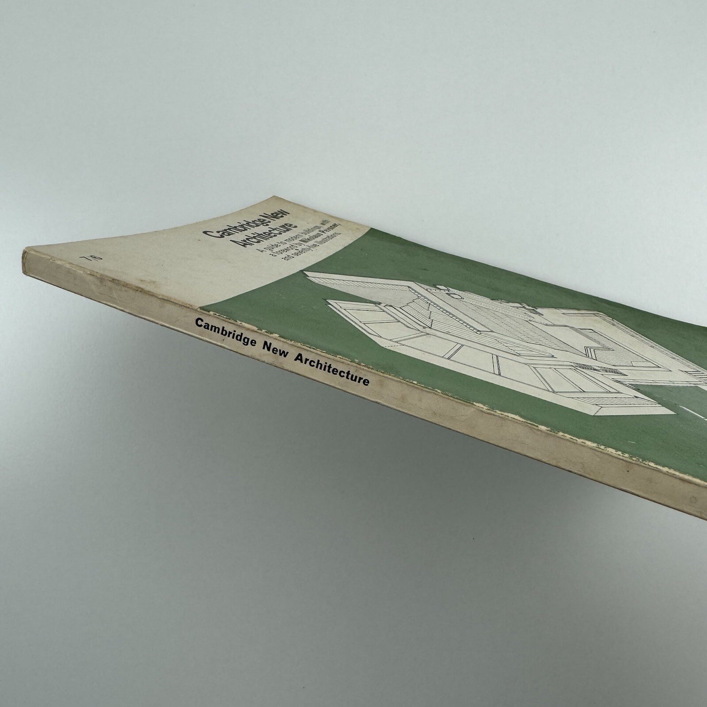 Cambridge New Architecture. A guide to modern buildings | Nikolaus Pevsner, 1964