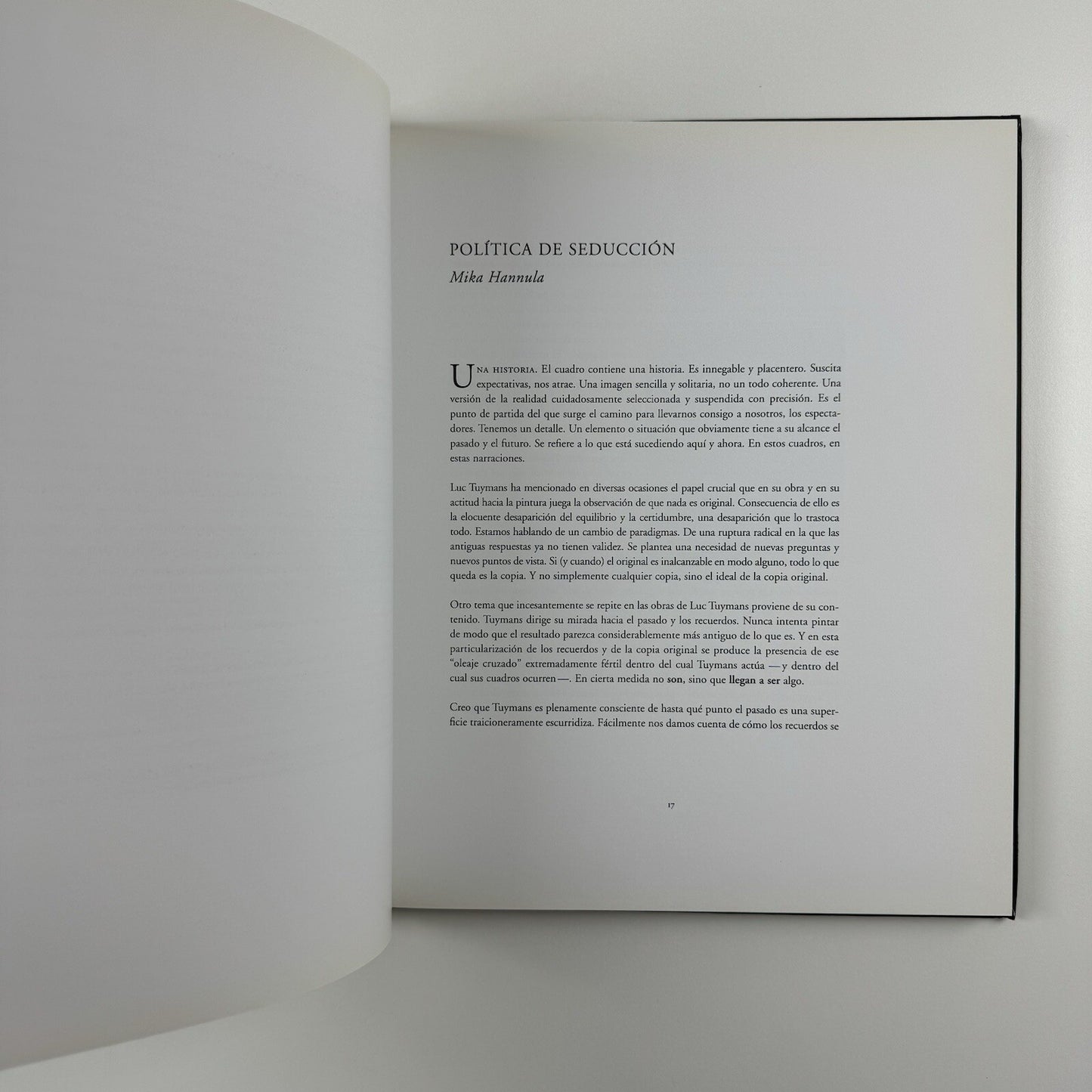 Luc Tuymans. Display | Helsinki Kunsthalle and Centro de Arte de Salamanca | 2003-04 exhibition catalogue