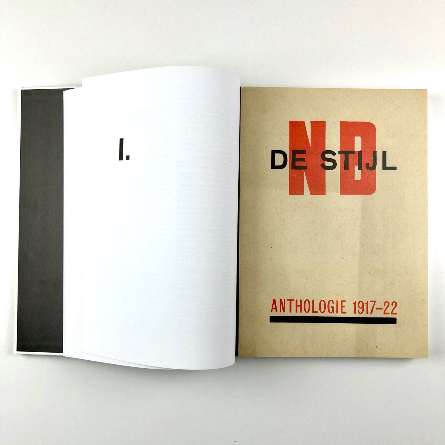 Theo van Doesburg: A New Expression of Life, Art and Technology | 2016 catalogue