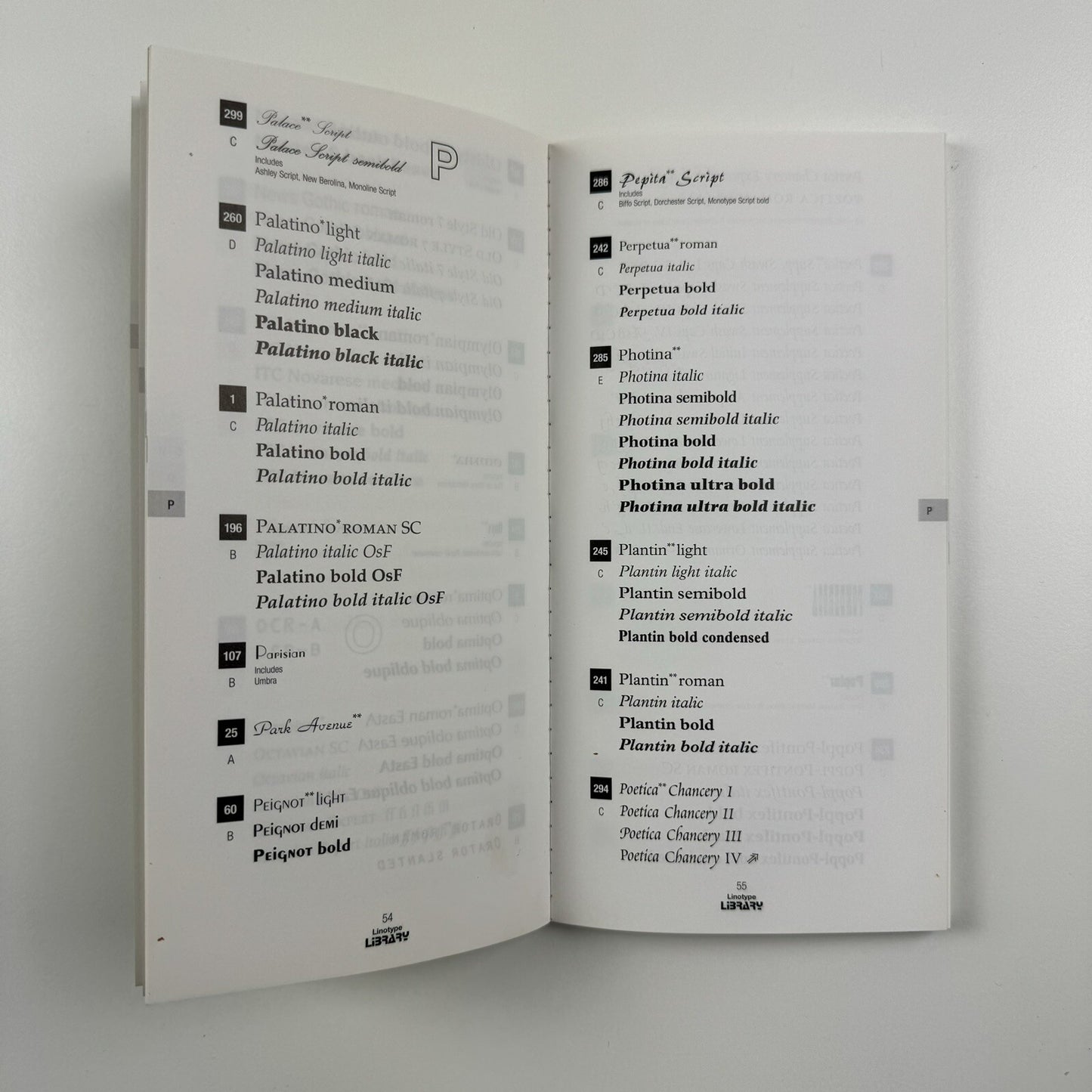 Linotype-Hell | Type overview – PostScript Typefaces for Electronic Publishing, 1993 booklet