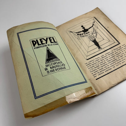 Variétés. Revue Mensuelle Illustree de L'esprit Contemporain April 1930, Annee No 12 | Edited by P.G. van Hecke