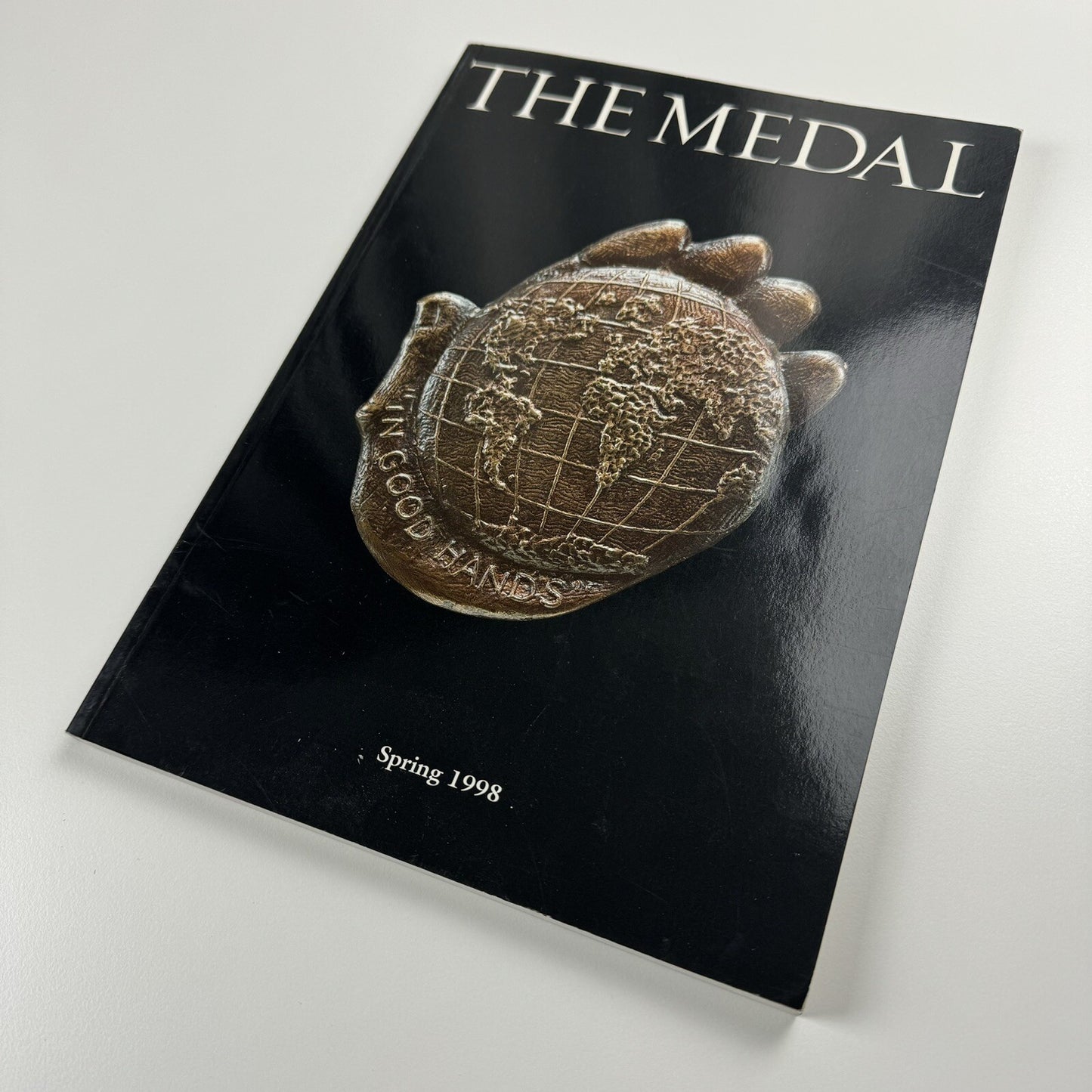 The Medal. British Art Medal Society | BAMS journal | Issue No. 32, Spring 1998