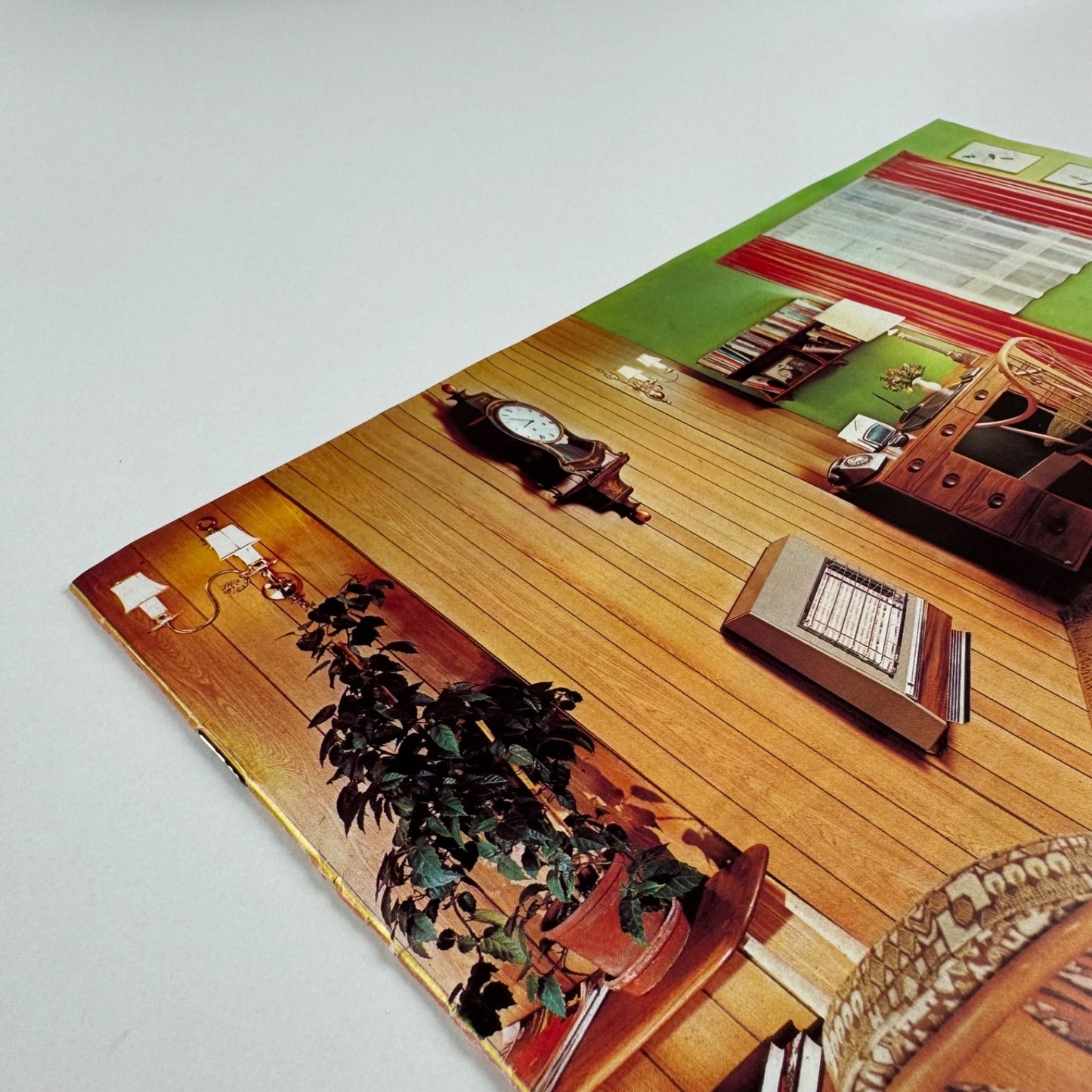 Brochure Ercol. The Book of Ercol Windsor and Old Colonial Furniture, 1970s