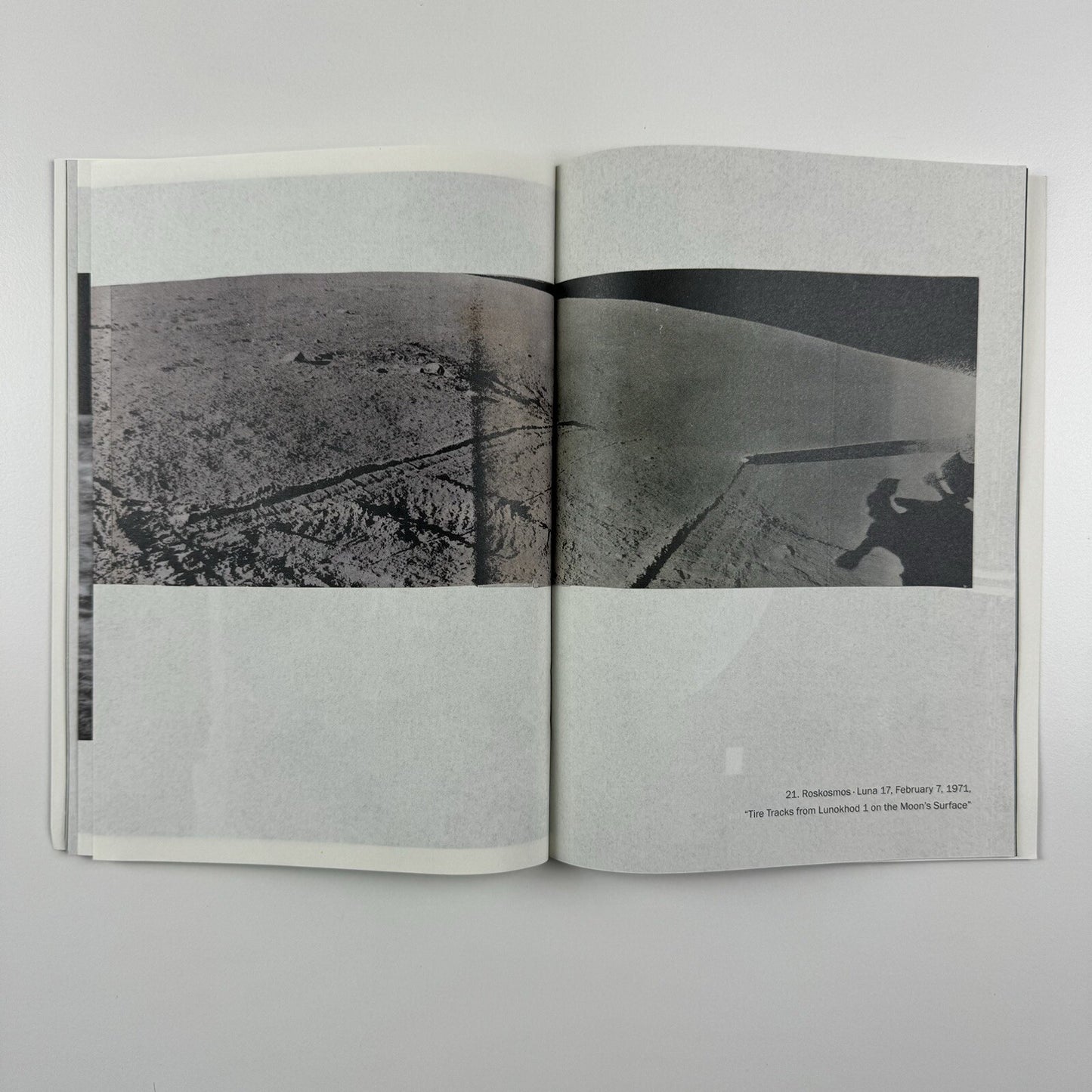 Wellenreiter | Daniel Blau, Munich 2019 – small leaflet