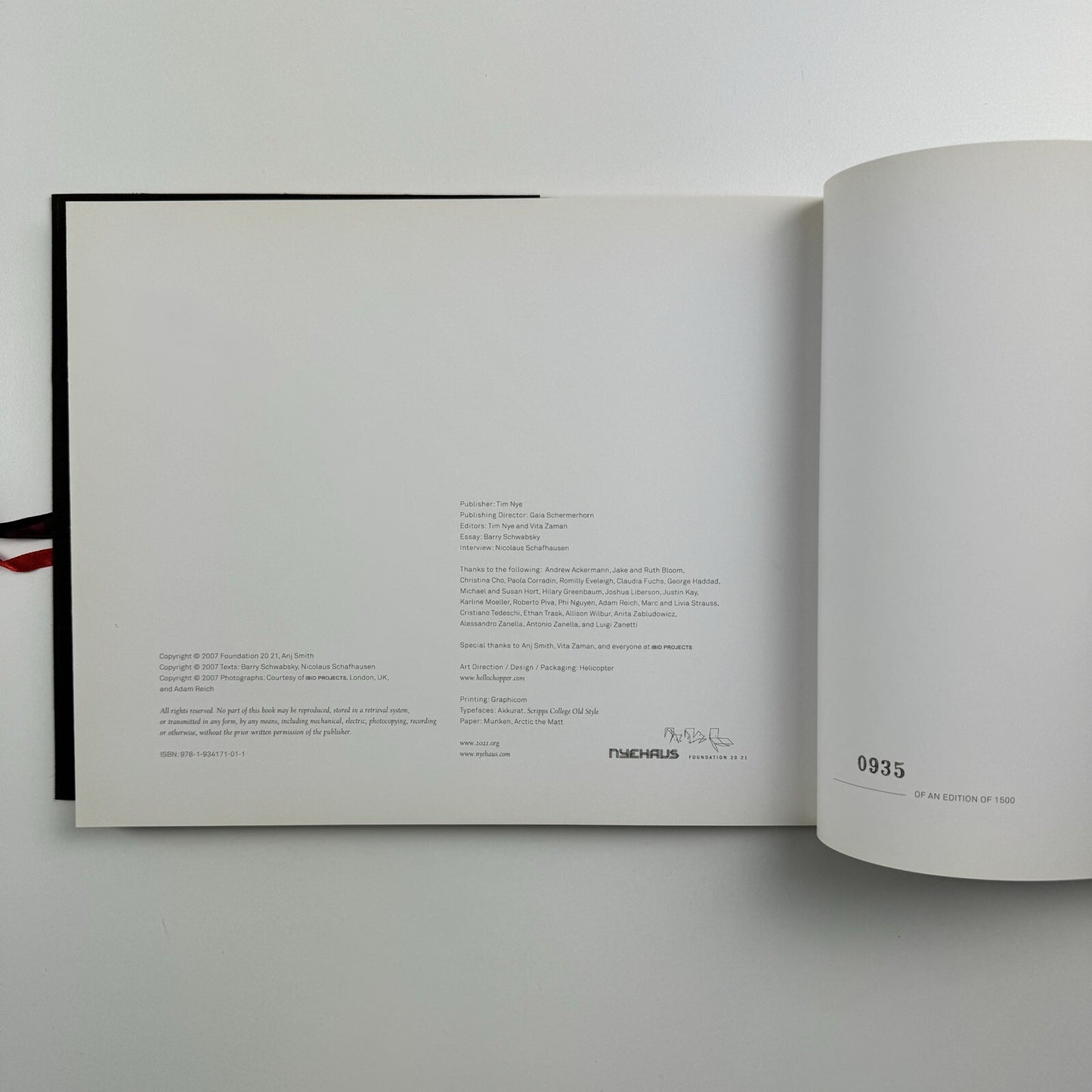 Anj Smith: Paintings | Anj Smith & Barry Schwabsky | Nyehaus and Foundation 20 21, 2007