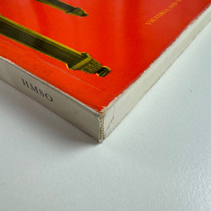English Chairs. Victoria and Albert Museum introduction by Ralph Edwards, HMSO, 1970