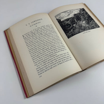 Sixteen Portraits of people whose houses have been preserved by The National Trust edited by LAG Strong| illustrated by Joan Hassell
