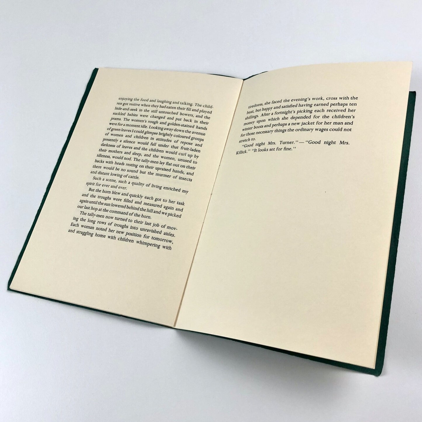 A Remembered Harvest by Helen Thomas | The Tragara Press, Alan Anderson 1970