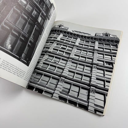Cast-iron architecture in New York. A photographic survey by Margot Gayle & Edmund Gillon, Dover, 1974