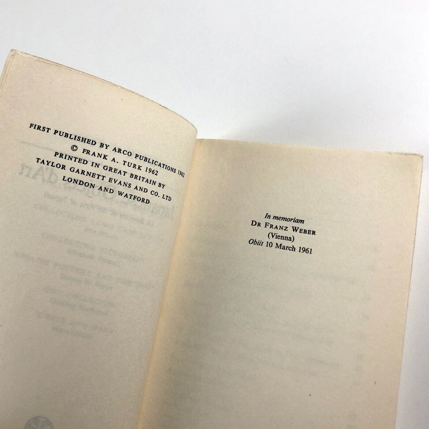 Japanese Objets d'Art by Frank A. Turk | Arco Handybooks, 1962