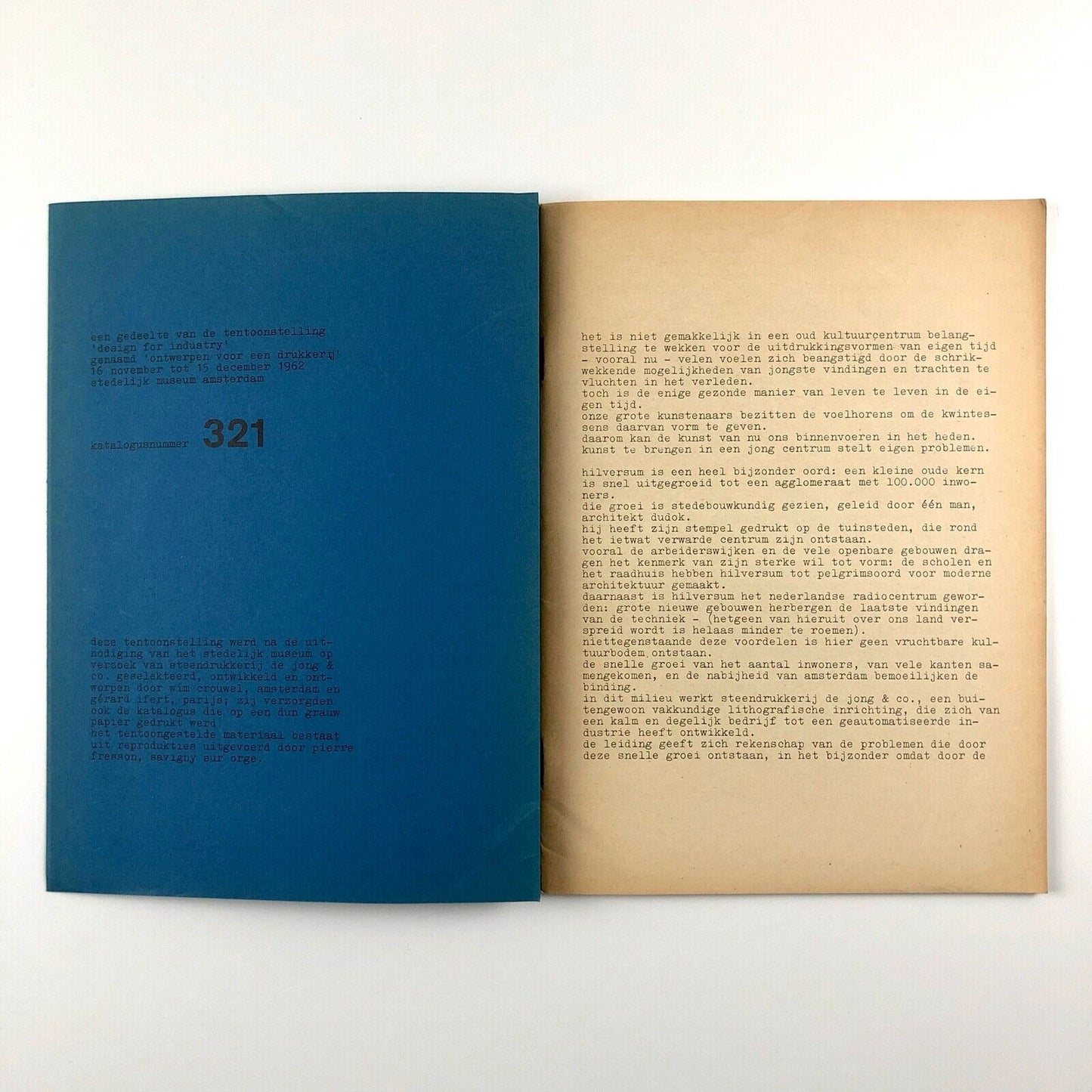 Een Gedeelte van de Tentoonstelling | Stedelijk Museum catalogue no. 321, 1962
