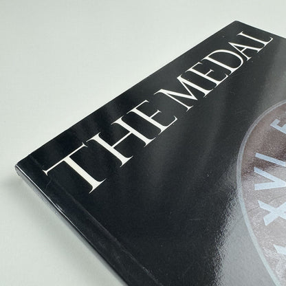 The Medal. British Art Medal Society BAMS journal. Issue No. 33, Autumn 1998