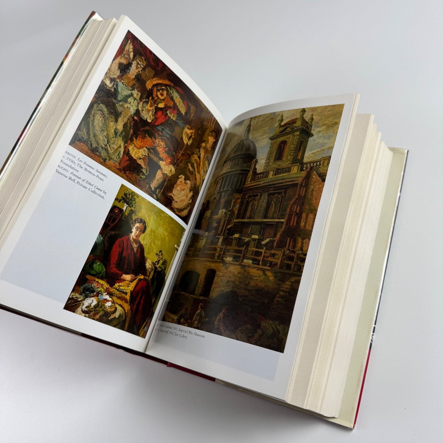Duncan Grant A biography by Frances Spalding | Chatto & Windus, 1997 signed by the author