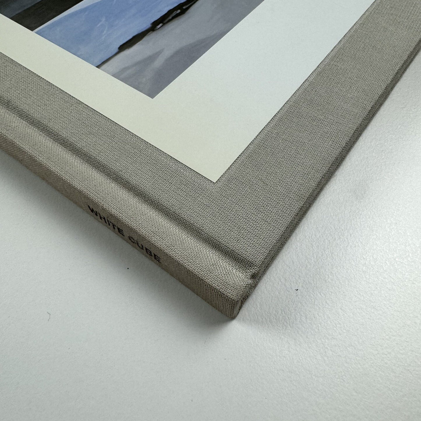 Koen van den Broek. Jennifer Higgie | White Cube, London, 2003