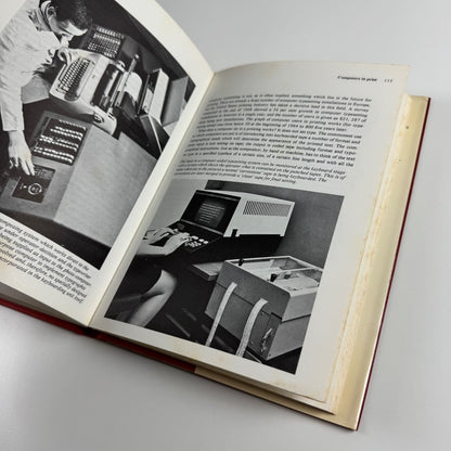 An approach to print. A basic guide to the printing processes Roy Brewer 1971