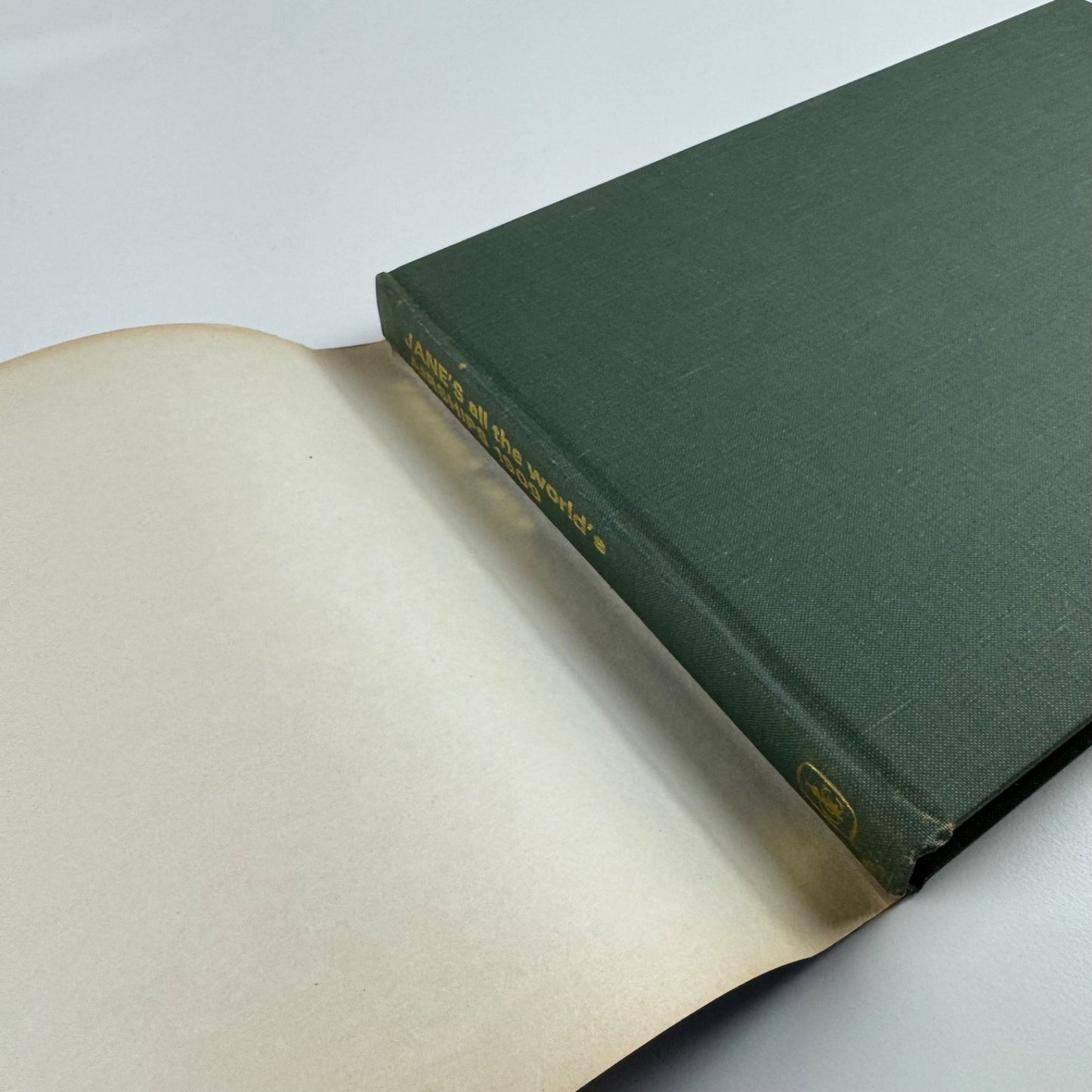 Jane’s all the world’s airships ed Fred T. Jane David & Charles reprint 1969