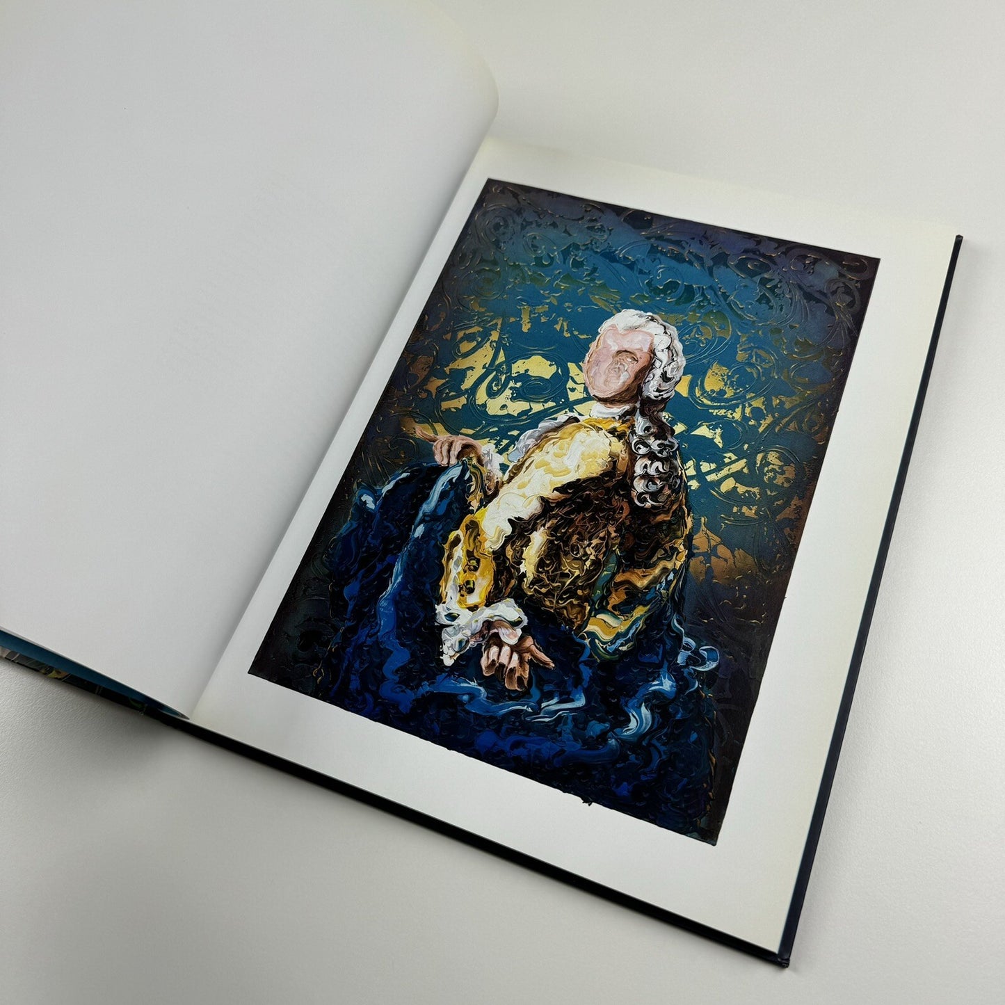 Lennart Grau. 2 CM über dem Zenit | Circle Culture Gallery 2016 catalogue