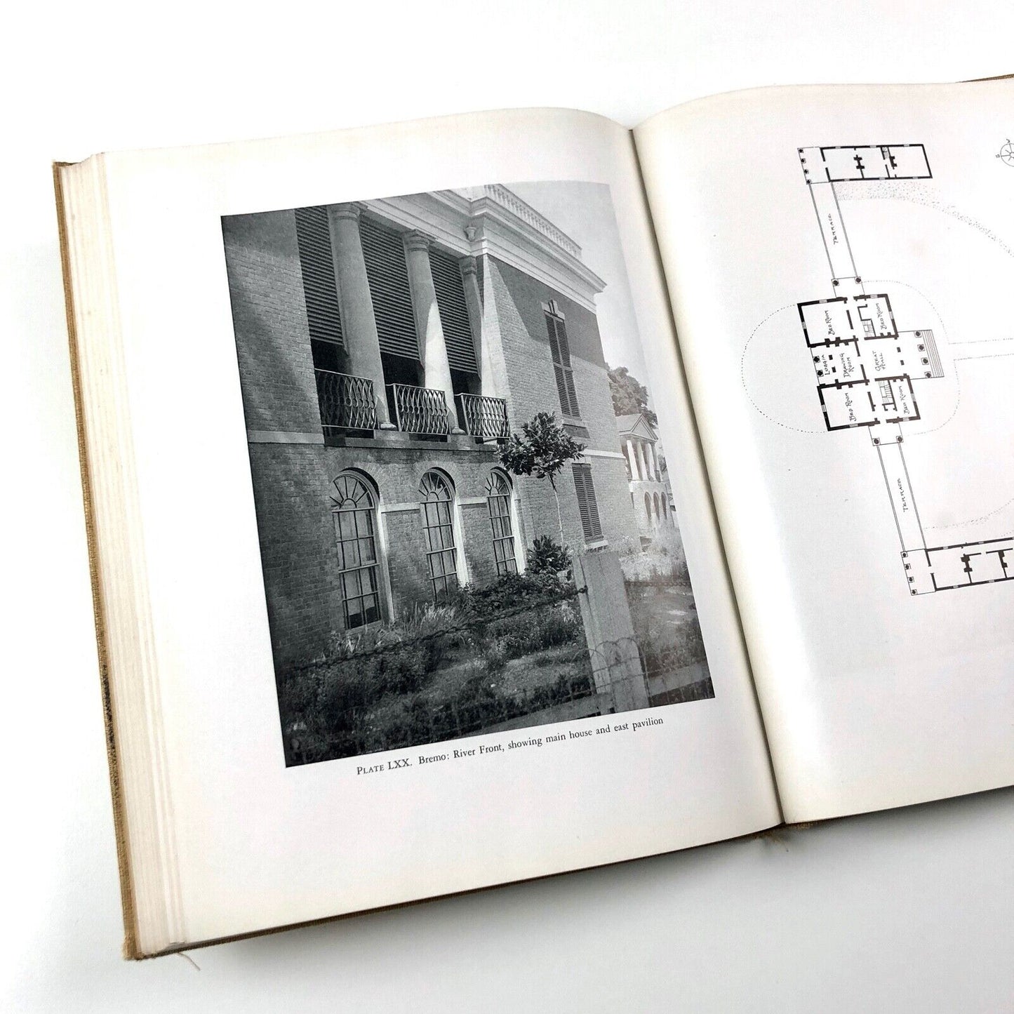 Thomas Jefferson Architect and Builder by I. T. Frary with an introduction by Fiske Kimball | Garrett and Massie, 1939