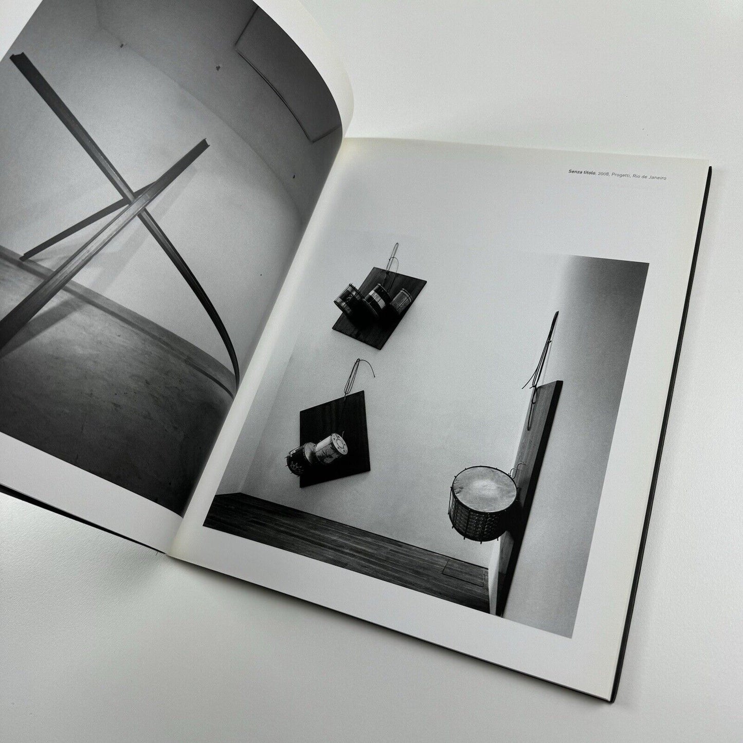 Jannis Kounellis | Progetti Gallery, Rio de Janeiro | Exhibition catalogue, 2008