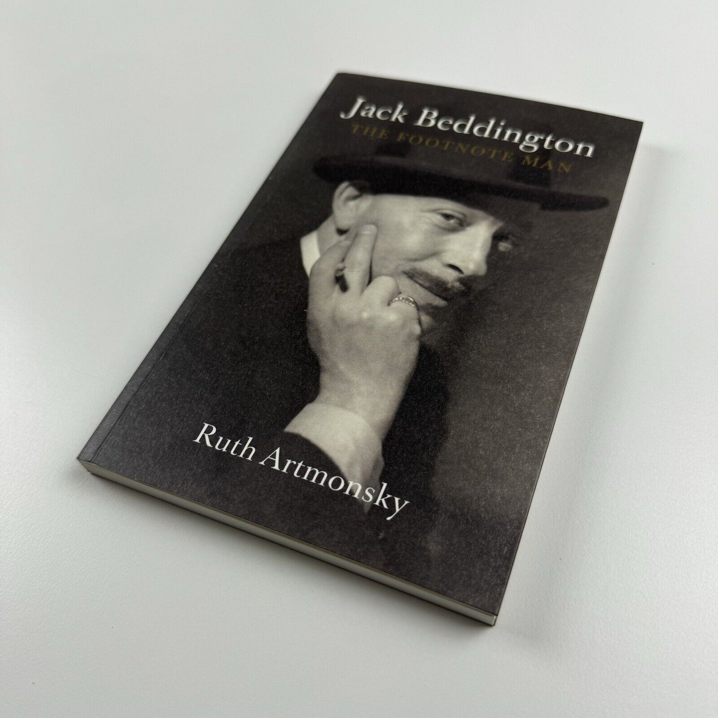 Jack Beddington. The Footnote Man by Ruth Artmonsky | Artmonsky Arts, 2006