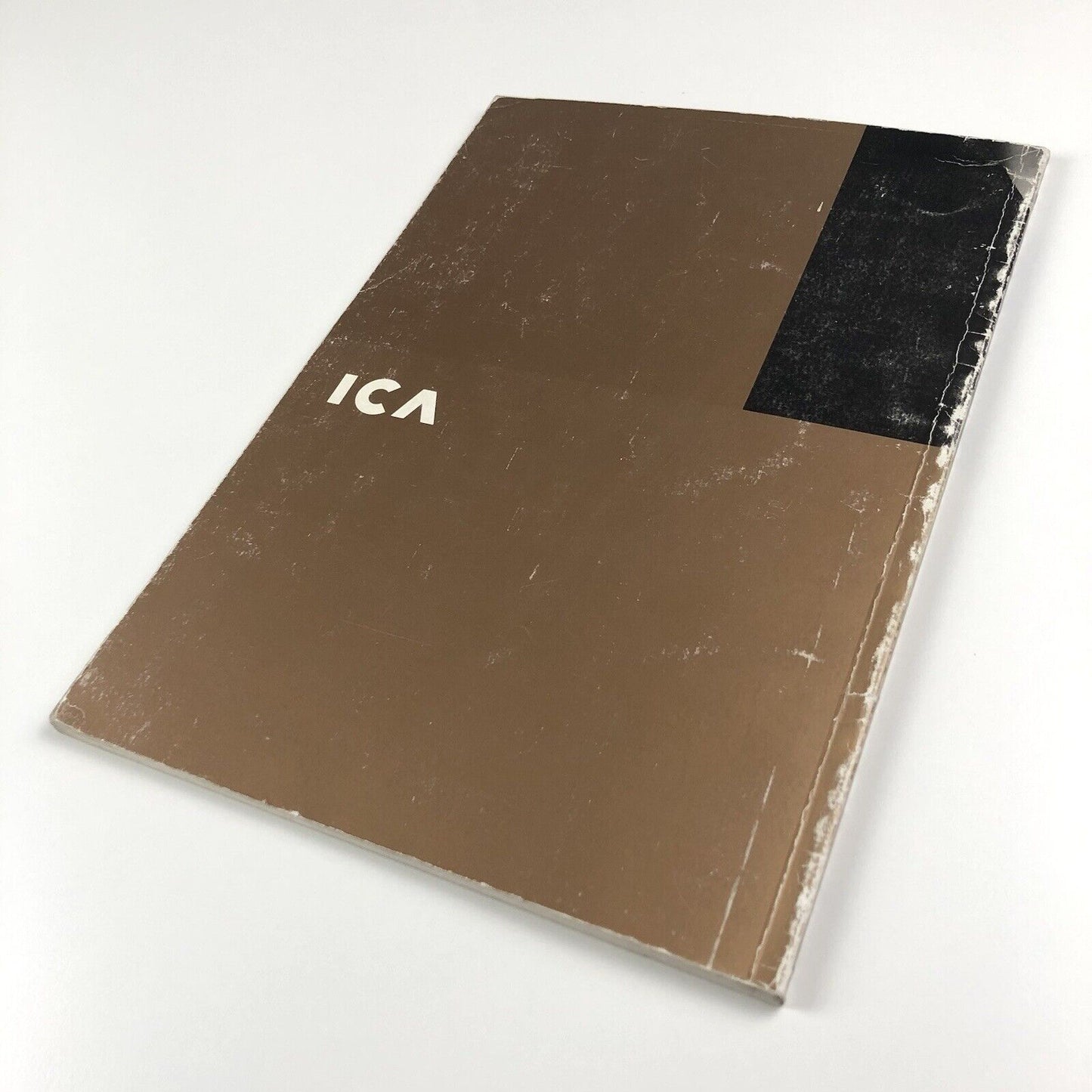 The Modern Chair Twentieth Century British Chair Design | ICA touring exhibition 1988/9