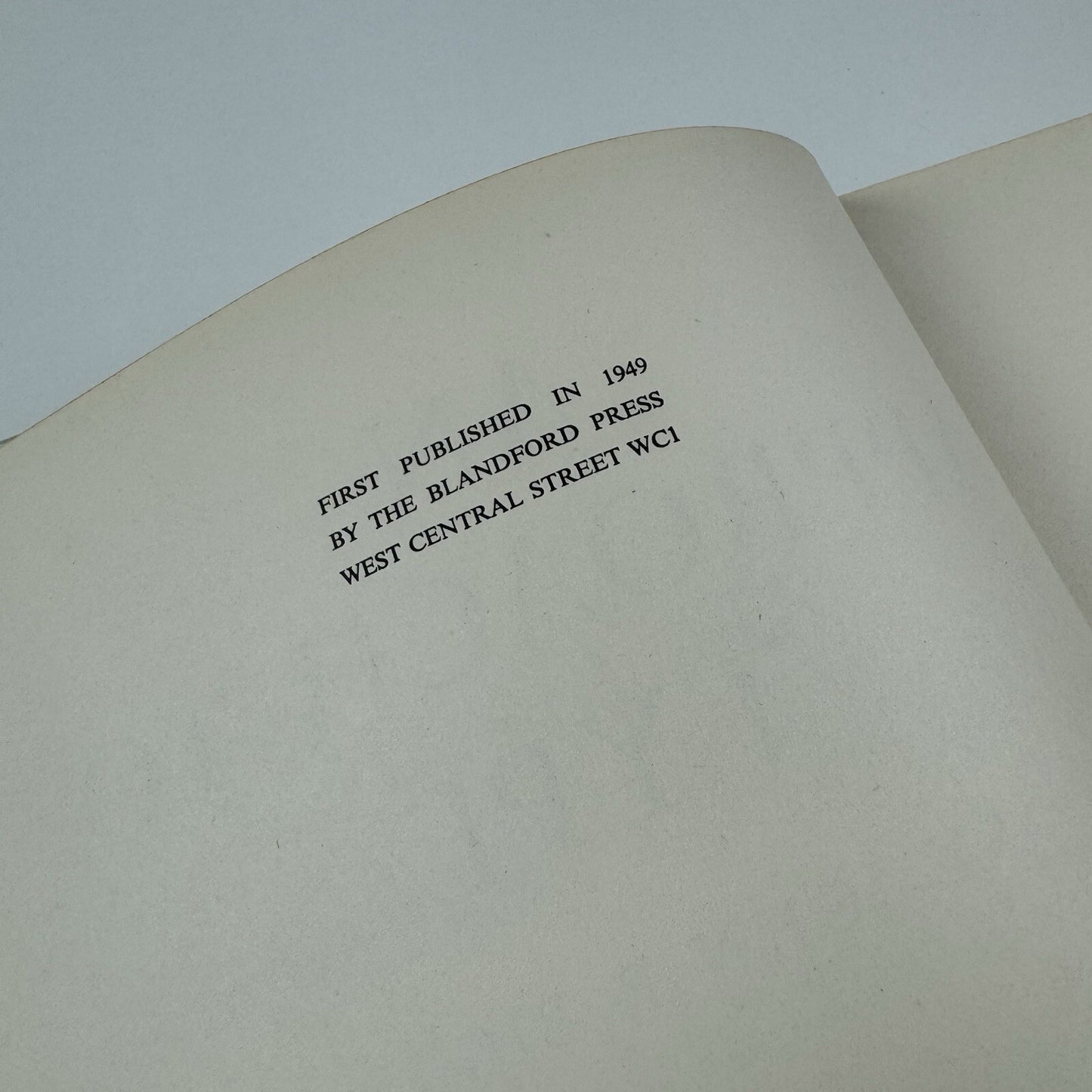 An Approach to Type by John R. Biggs | Blandford Press, 1949 first edition