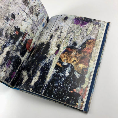 Helen Sear. Era of Solitude | Dewi Lewis Publishing, 2021