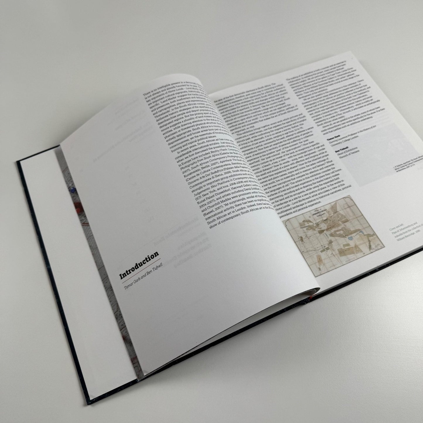 Home Lands - Land Marks: Contemporary art from South Africa Haunch of Venison, 2008