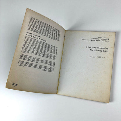 Lettering as Drawing. The Moving Line by Nicolete Gray | Oxford University Press, 1970