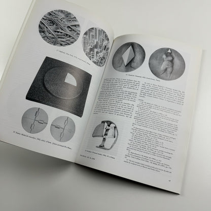 The Medal. British Art Medal Society BAMS journal. Issue No. 36, Spring 2000