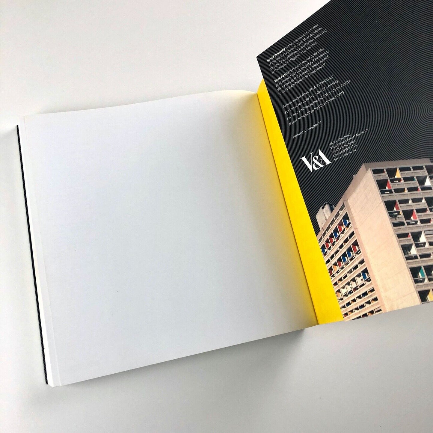 Cold War Modern: Design 1945–1970 | David Crowley and Jane Pavitt | V&A, 2008