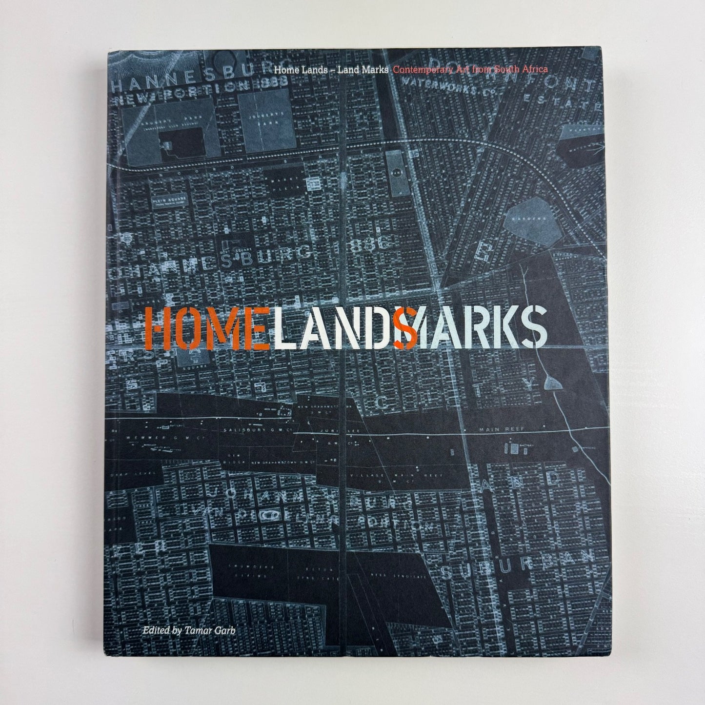 Home Lands - Land Marks: Contemporary art from South Africa Haunch of Venison, 2008