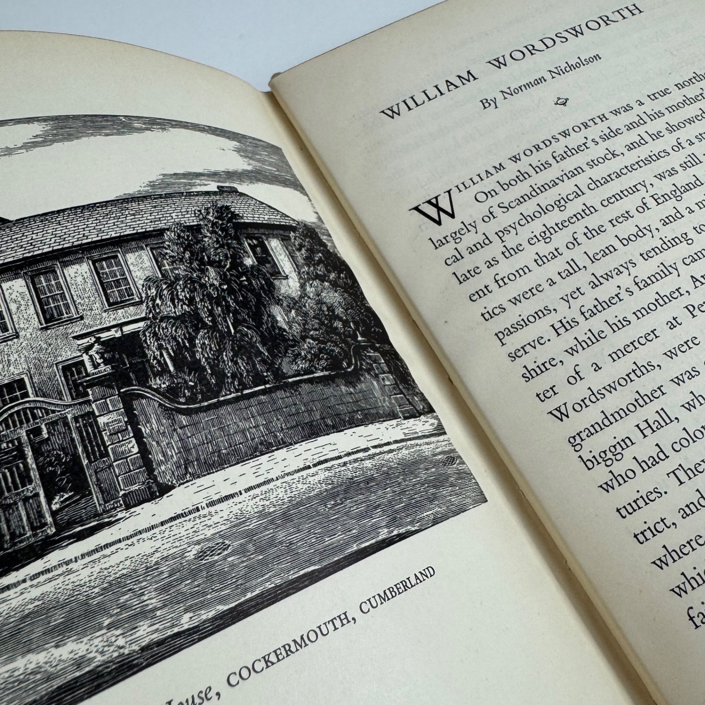 Sixteen Portraits of people whose houses have been preserved by The National Trust edited by LAG Strong| illustrated by Joan Hassell