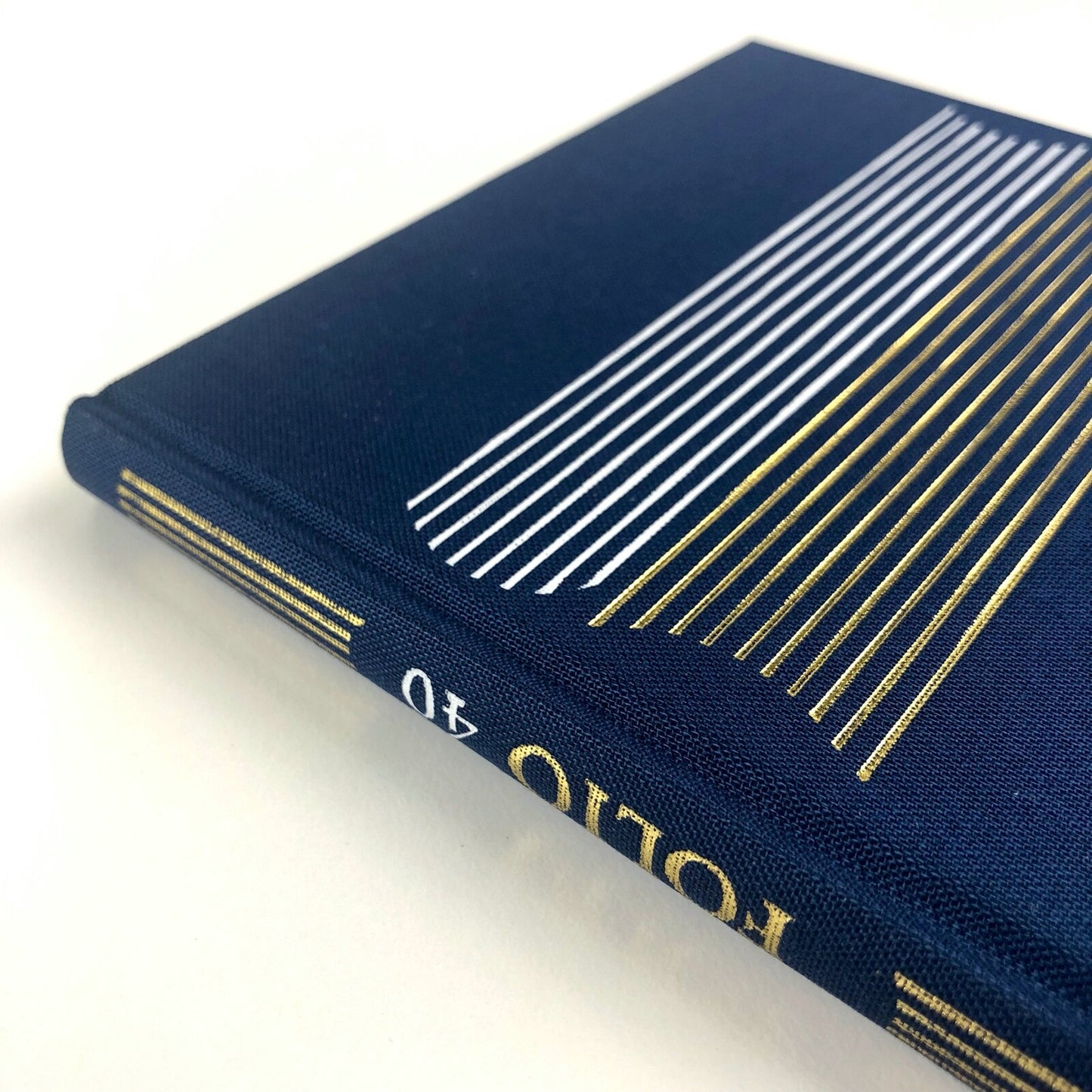 Folio 40: A Checklist of the Publications of the Folio Society 1947-1987