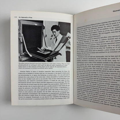 An approach to print. A basic guide to the printing processes Roy Brewer 1971