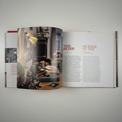 Crispin Gurholt. Live Photo | Lillehammer Kunstmuseum exhibition catalogue, 2012