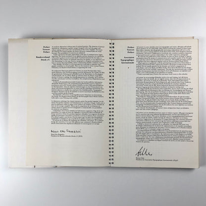26 Letters / Letters / Lettres | 1989 wire-bound calendar ATypI | Bundesverbandes