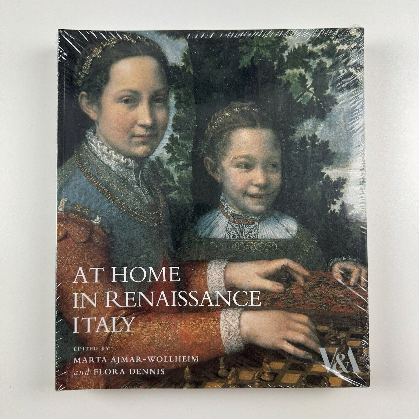 At Home in Renaissance Italy | edited by  Marta Ajmar-Wollheim and Flora Dennis |V&A, 2010