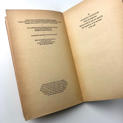 Mind the Stop. A brief guide to punctuation by G.V Carey | Pelican Books, 1971