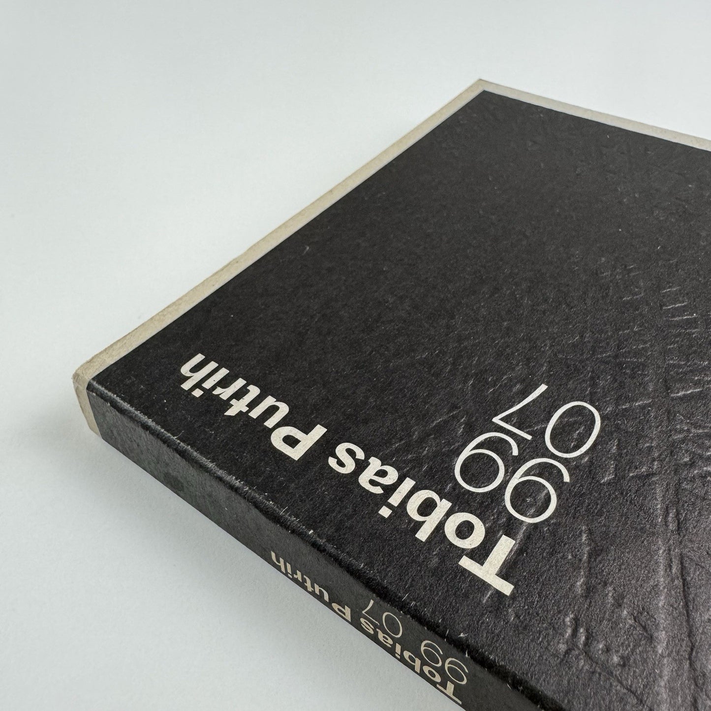 Tobias Putrih 99-07 | Neuberger Museum of Art, 2007