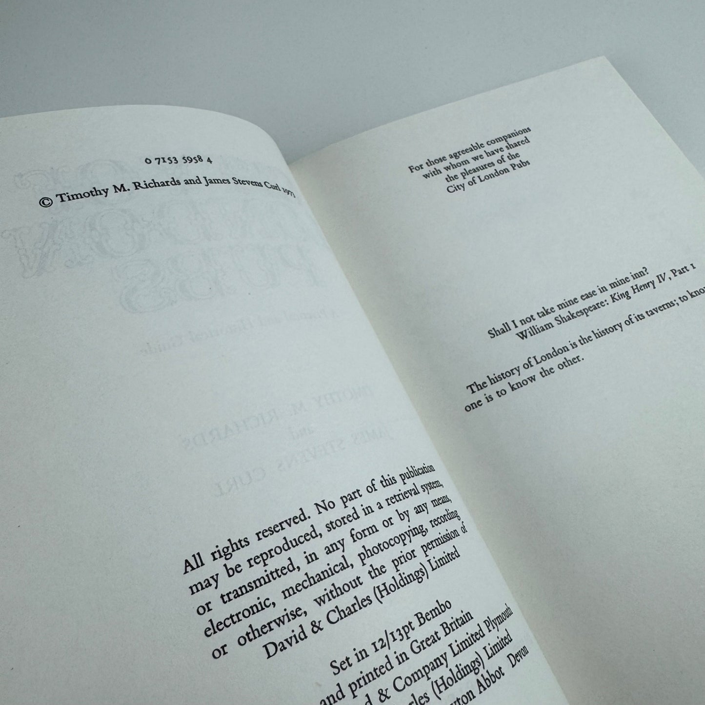 City of London Pubs by Timothy M. Richards & James Stevens Curl, 1973