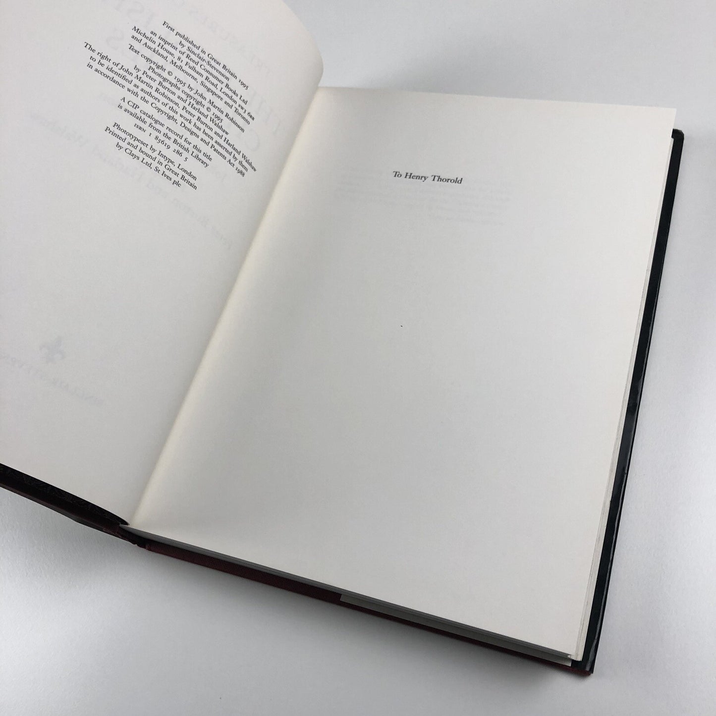 Treasures Of The English Churches text by John Martin Robinson 1995