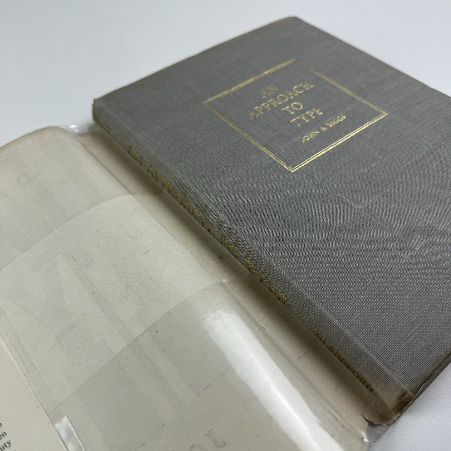An Approach to Type by John R. Biggs | Blandford Press, 1949 first edition